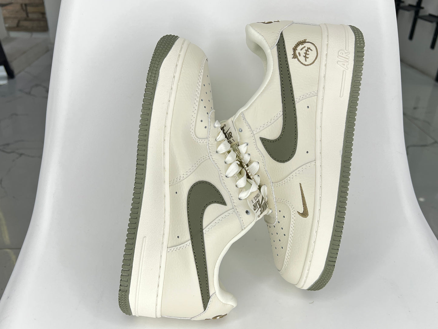 AF1 BEIGE/VERDE