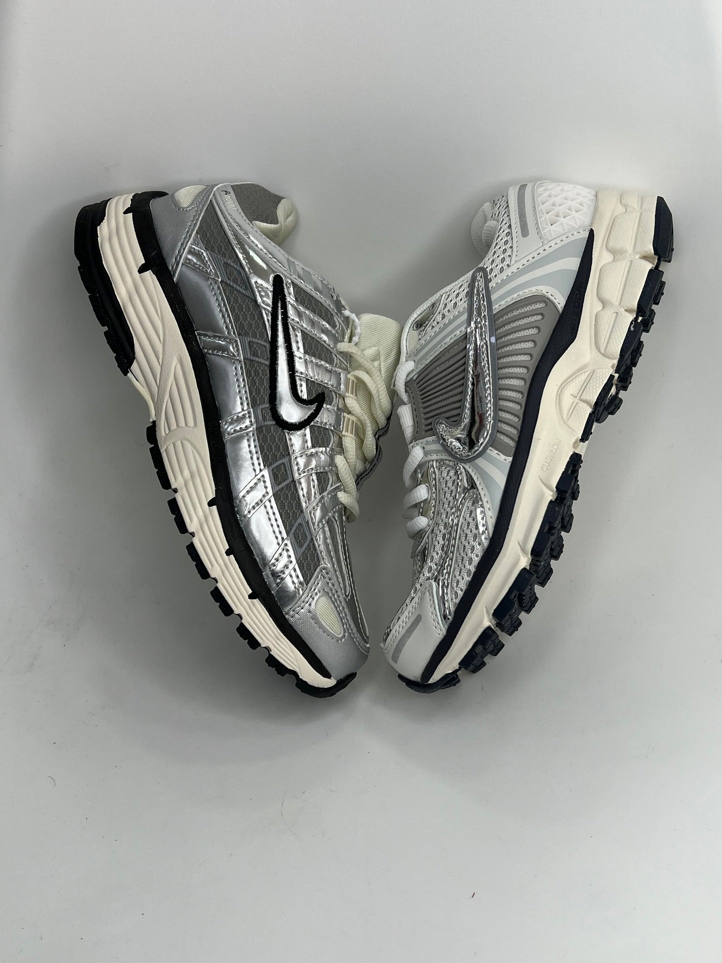 NIKE P6000