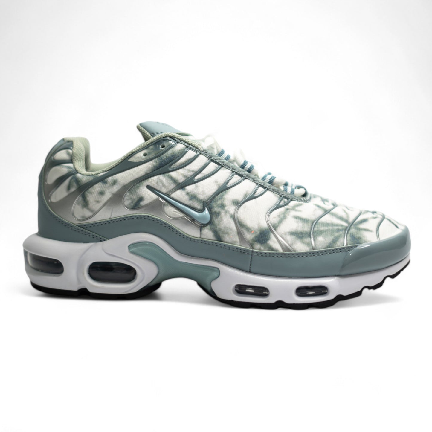 NIKE TN AIR GRIS RAYO.