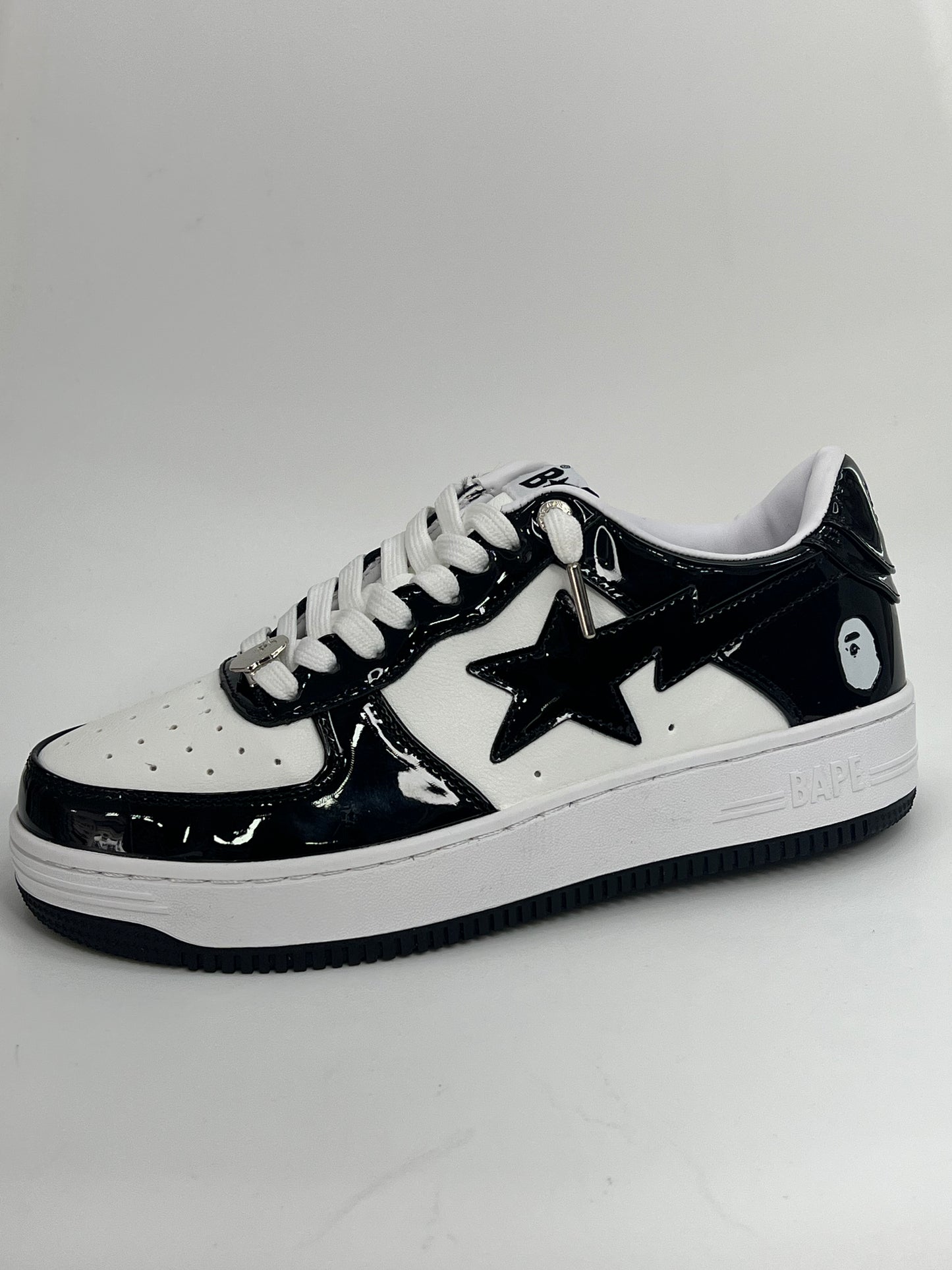 BAPE BLANCO/NEGRO SHAROL