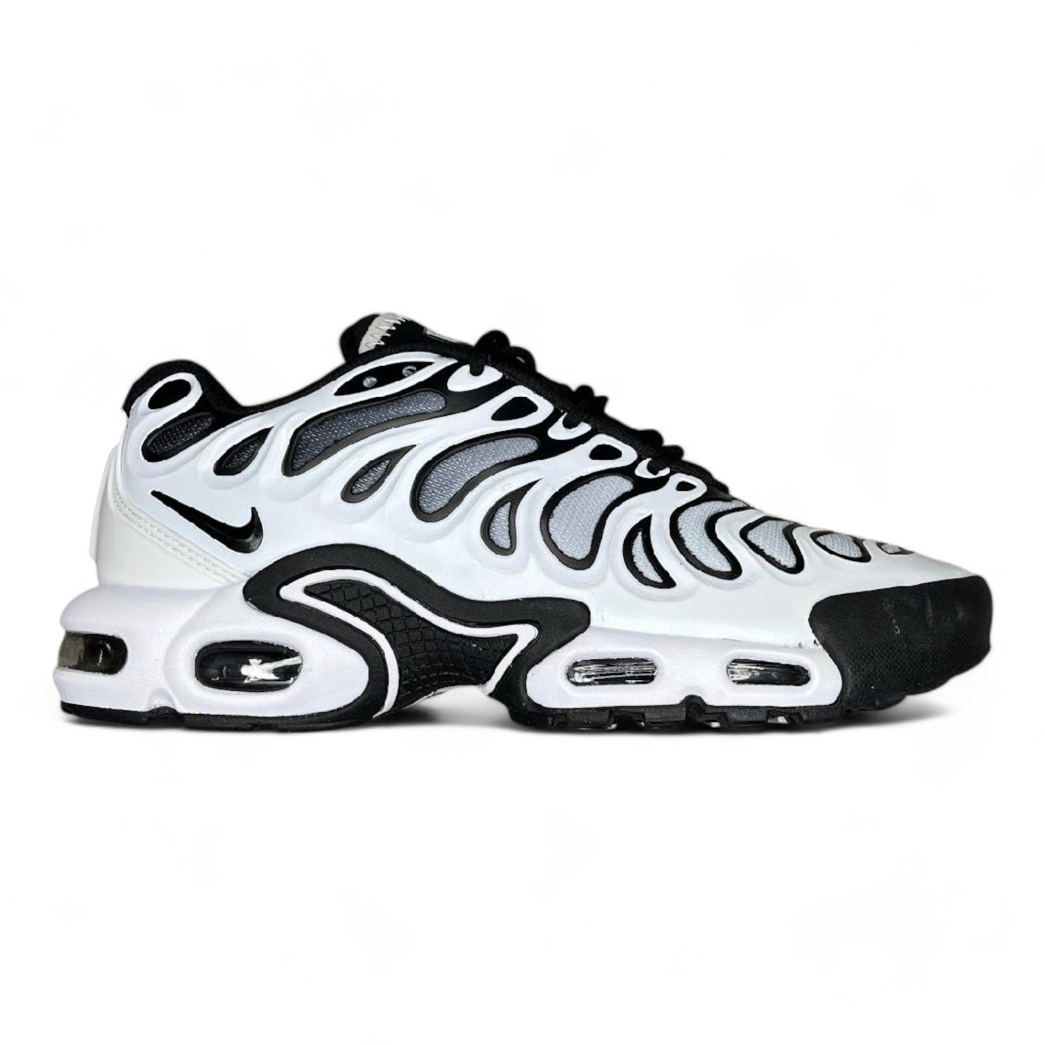 NIKE TN PLUS BLANCO NEGRO 7 US 40 EUR