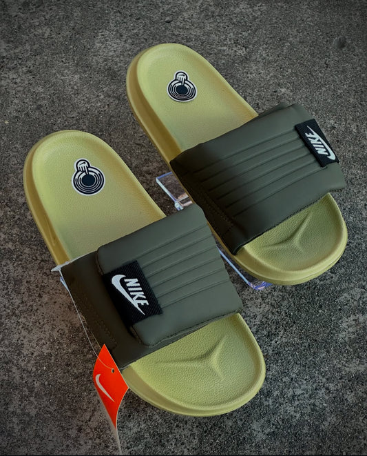 CHANCLAS NIKE VERDE