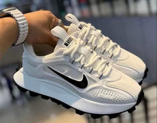 NIKE BAILLELI BLANCO