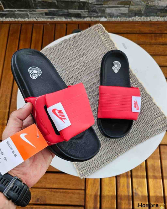 CHANCLAS NIKE ROJA