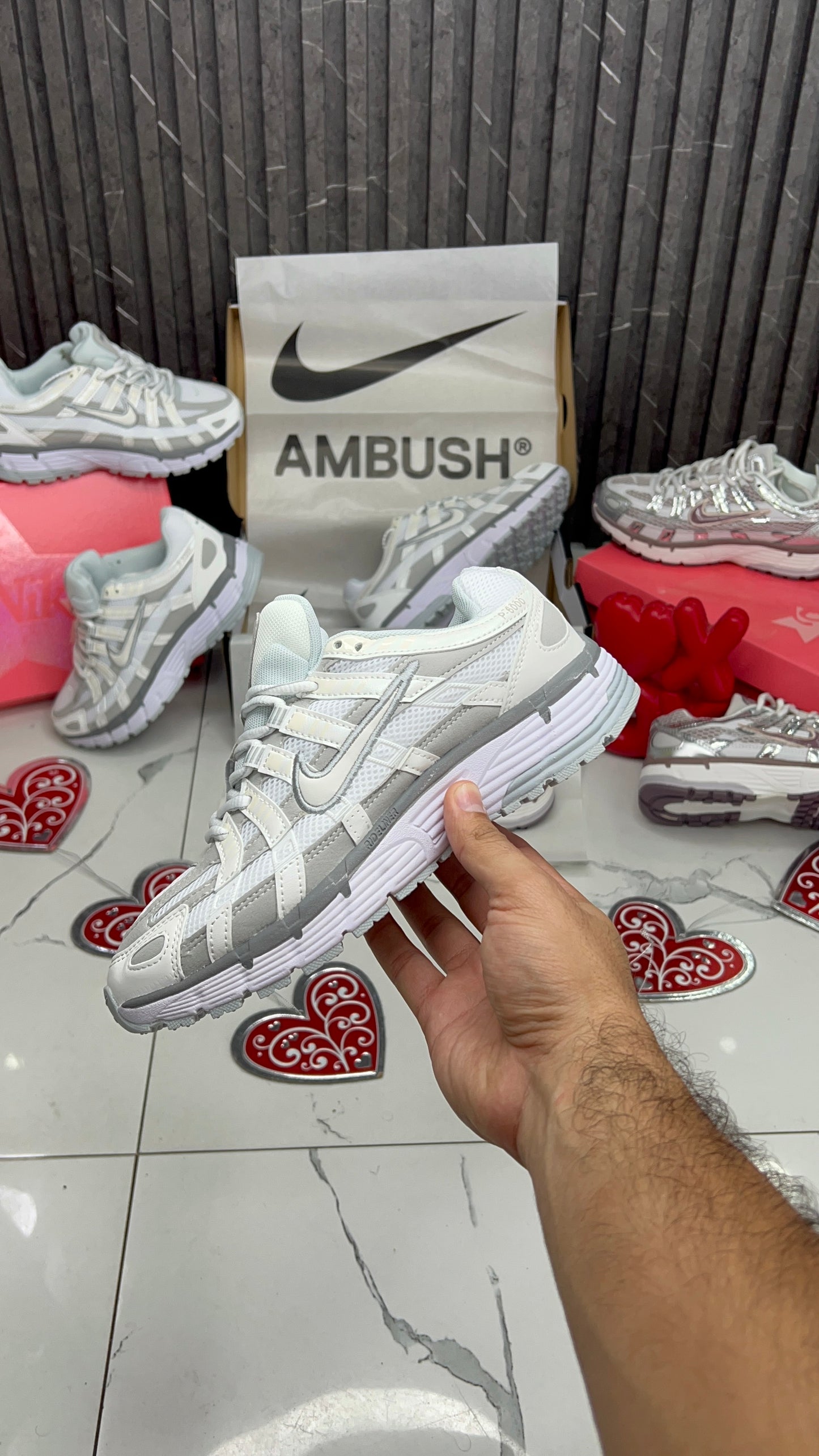 NIKE P6000 BLANCO/GRIS