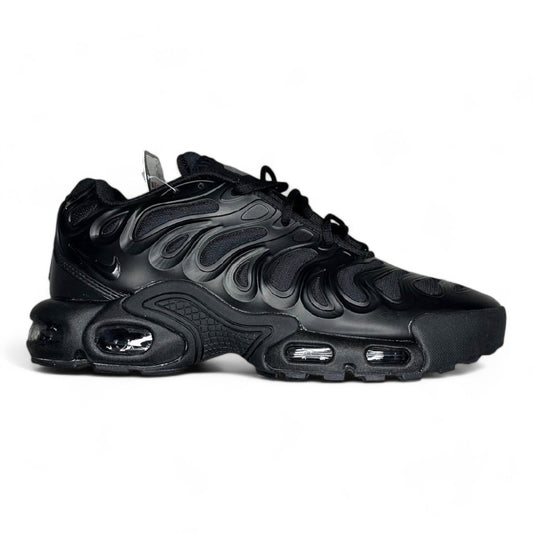 NIKE TN PLUS TODO NEGRO