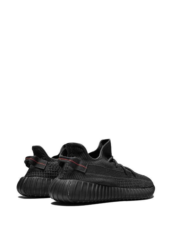 ADIDAS YEZZY 350 NEGRA