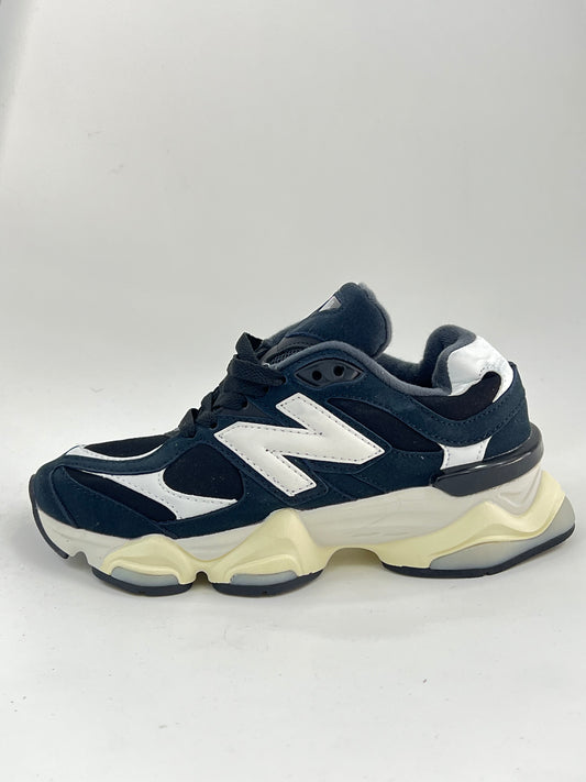 NEW BALANCE 9060 AZUL OSCURO