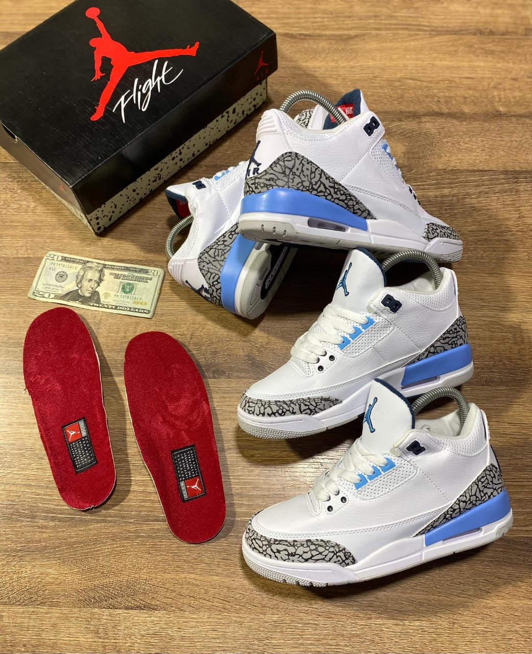 JORDAN RETRO 3 BLANC/AZUL