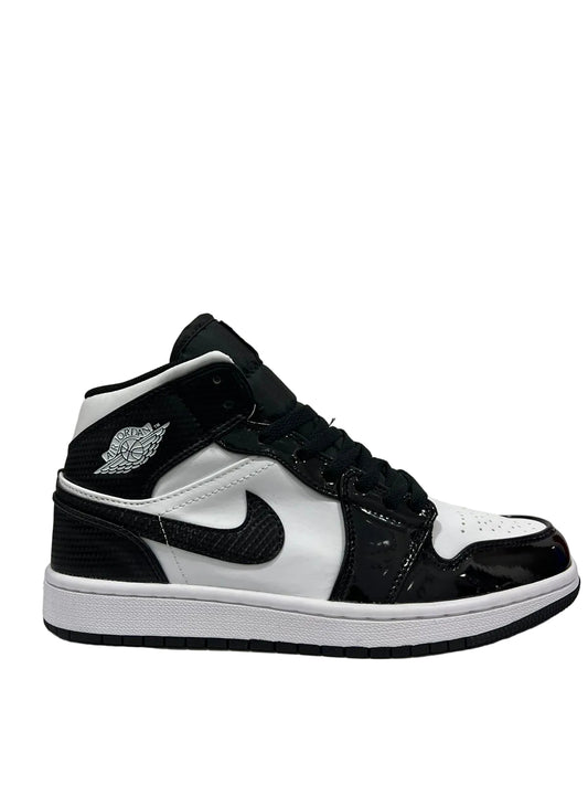 RETRO 1 NEGRA/BLANCA